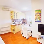 Apartment Marta I Franka