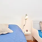 Apartment Marta I Franka